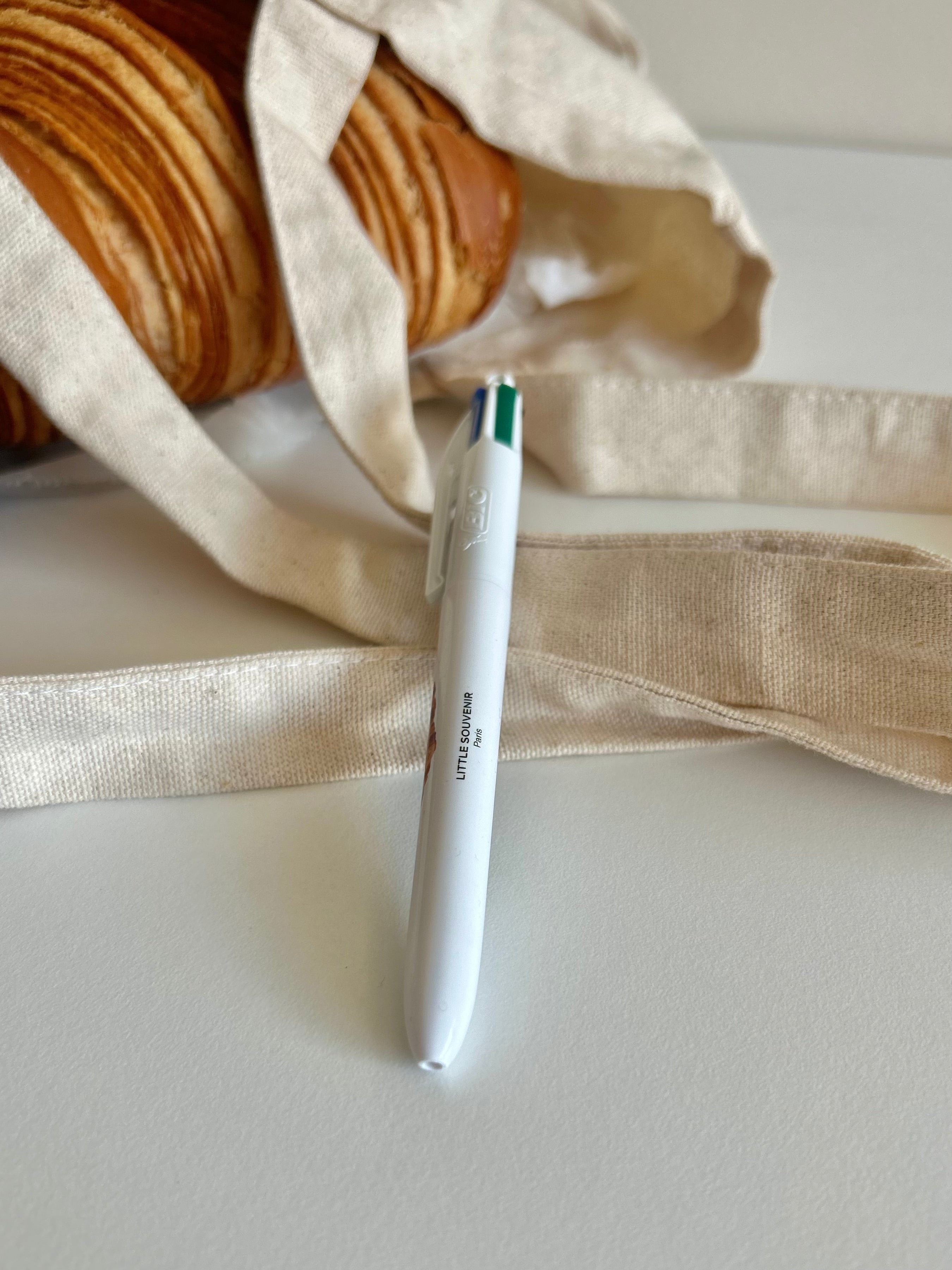 Stylo Croissant BIC 4 Couleurs